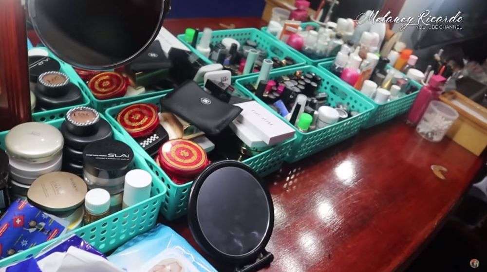 12 Potret Kondisi Rumah Mpok Atiek yang Jarang Tersorot, Dibeli Seharga Rp58 Juta, Ada di Gang Sempit