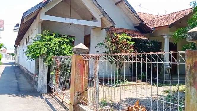 10 Potret Rumah Mewah Abiem Ngesti Terbengkalai 26 Tahun, Dulu Istana Kini Jadi Kandang Ayam