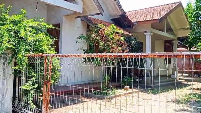 10 Potret Rumah Mewah Abiem Ngesti Terbengkalai 26 Tahun, Dulu Istana Kini Jadi Kandang Ayam