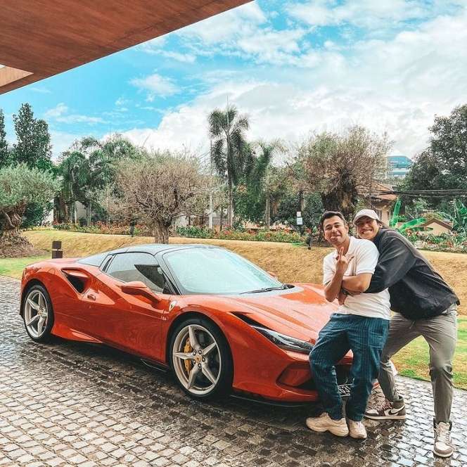 8 Koleksi Kendaraan Mewah Raffi Ahmad, Paling Murah Rp500 Juta!