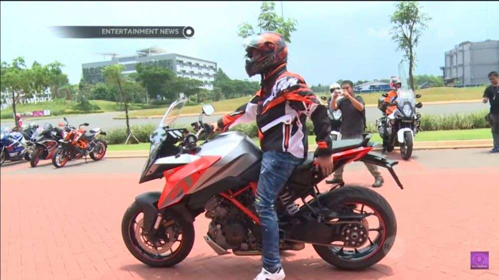 8 Koleksi Kendaraan Mewah Raffi Ahmad, Paling Murah Rp500 Juta!