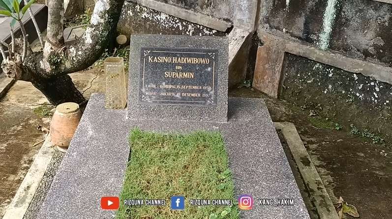 8 Potret Makam Kasino Warkop DKI Setelah 24 Tahun Meninggal, Kondisinya Bikin Syok