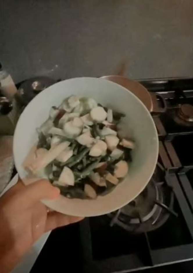 7 Masakan Rumahan ala Evi Masamba, Dijamin Bikin Ngiler!