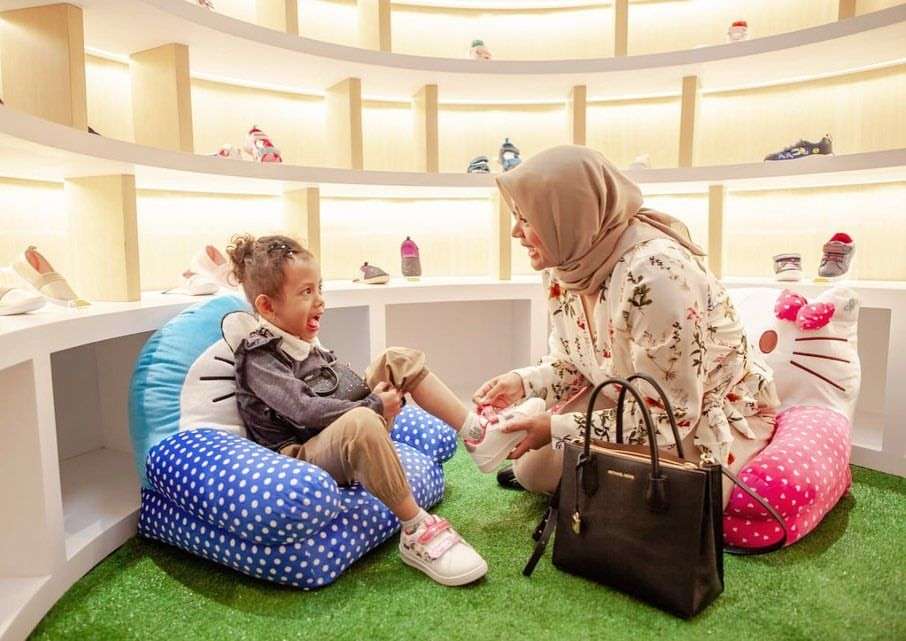 Ingat Diva Nadia Teman Nagita Slavina Di Film ‘Di Sini Ada Setan’? Penampilannya Kini Berubah Drastis, Lihat 8 Potretnya