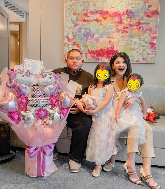Potret Terbaru 7 Pemain Sitkom ‘Awas Ada Sule’ Bareng Pasangan, Manglingi Banget!