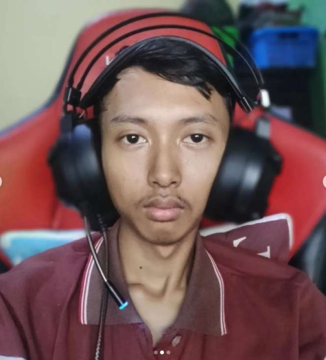 7 Potret Kamar Ghozali Everyday 'Miliarder NFT', Beda Banget Usai Terkenal!