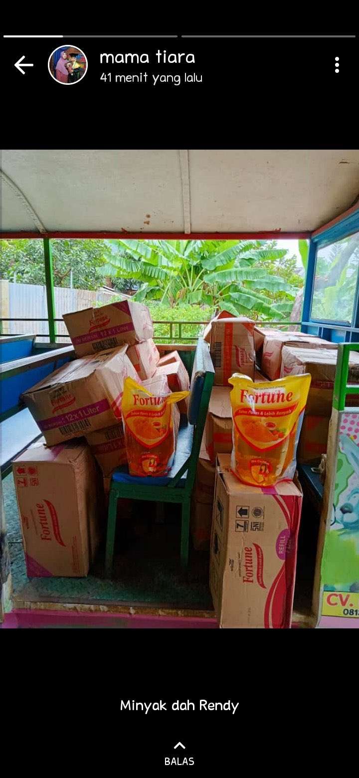 8 Momen Kocak Jual Minyak Goreng, Bikin Ngakak Guling-Guling!