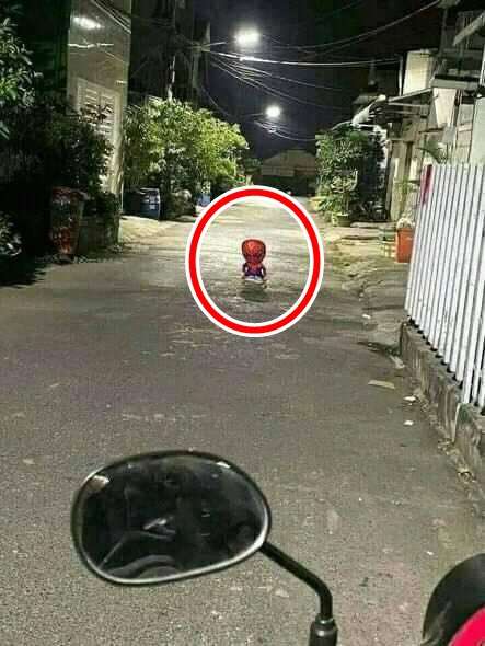 10 Momen Ngagetin di Tengah Jalan, Bikin Pengen Putar Balik!
