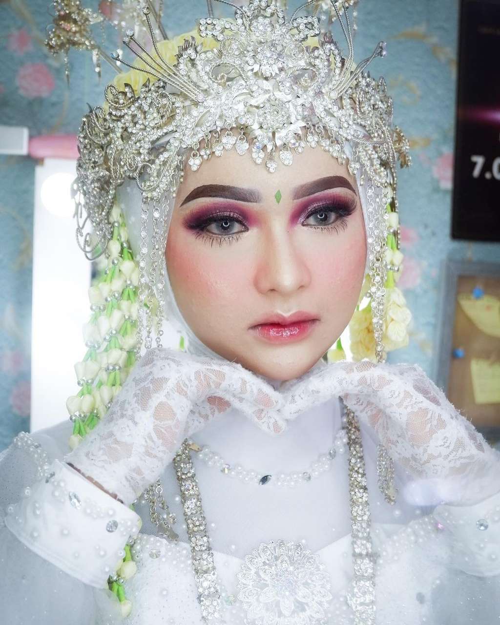 8 Potret Transformasi Pengantin Ini Bikin Melongo, Beda Banget, Jadi Cantik Bak Barbie!