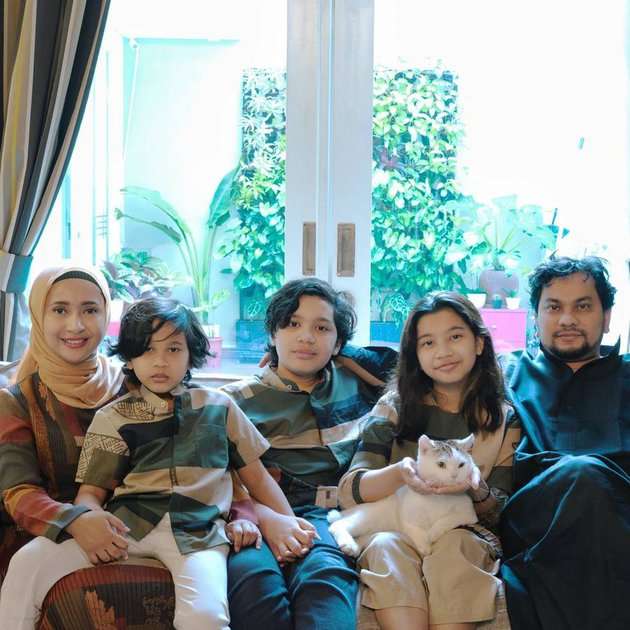 5 Potret Ayesha Anak Perempuan Tompi yang Beranjak Remaja: Punya Suara Emas, Calon Penyanyi Masa Depan