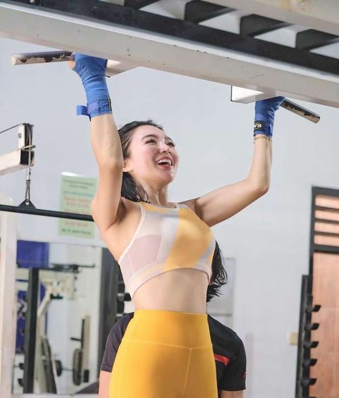 9 Potret Terbaru Wika Salim, Disebut Makin Kurus Hingga Bikin Khawatir!