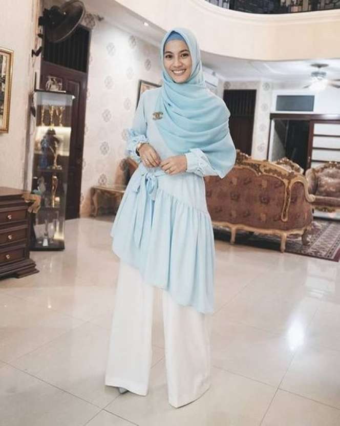 8 Potret Rumah Mewah Artis yang Putuskan Hijrah, Semua Super Megah Bak Istana!