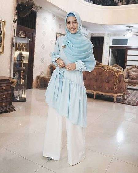 8 Potret Rumah Mewah Artis yang Putuskan Hijrah, Semua Super Megah Bak Istana!