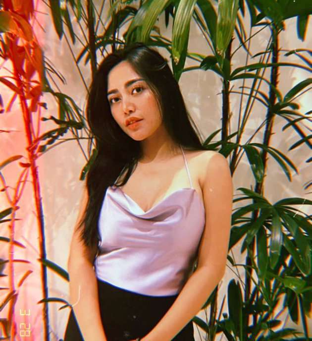 7 Potret Rachel Vennya yang Kini Berani Tampil Terbuka, Perut Rata Jadi Sorotan! 