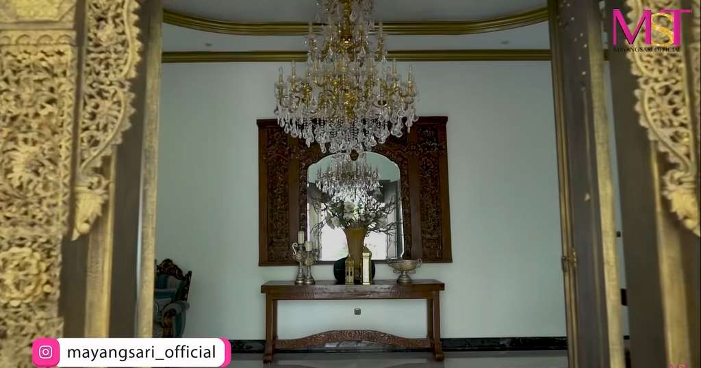 10 Potret Rumah Mewah Mayangsari di Purwokerto, The Real Istana, Rusa Berkeliaran di Halaman