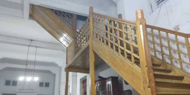 Bikin Bulu Kuduk Merinding! Potret Rumah Lokasi Syuting Film Suzzanna yang Masih Dihuni