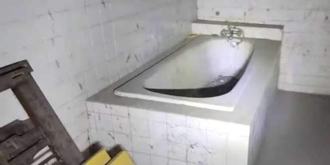 Bikin Bulu Kuduk Merinding! Potret Rumah Lokasi Syuting Film Suzzanna yang Masih Dihuni