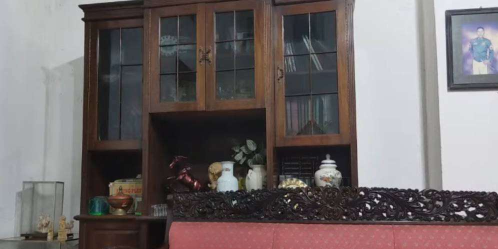 Bikin Bulu Kuduk Merinding! Potret Rumah Lokasi Syuting Film Suzzanna yang Masih Dihuni