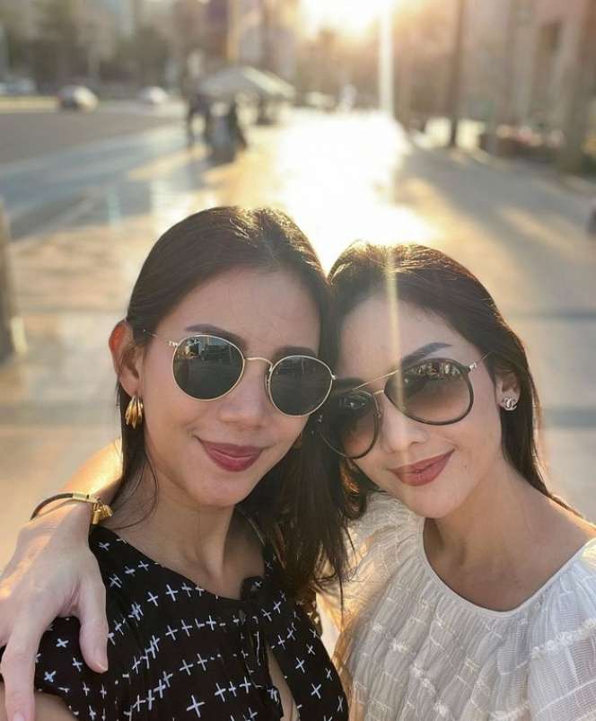 Resmi Bercerai, Dwi Ariyanti Pilih Liburan Ke Dubai, Parasnya Jadi Sorotan!
