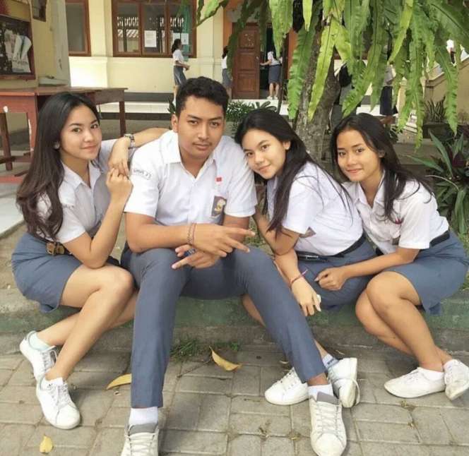8 Potret Lawas Mahalini Semasa Sekolah, Paras Cantiknya Jadi Sorotan!