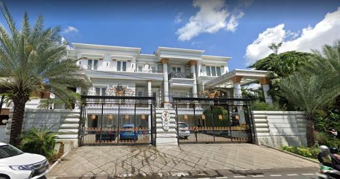 10 Potret Rumah Mewah HM Fitno 'Si Tukang Martabak' Pondok Indah, Istana Berlapis Emas!