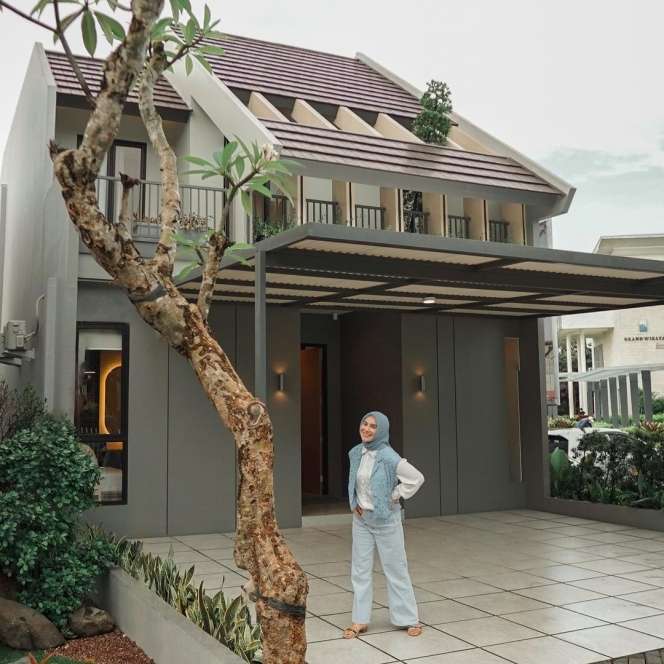 Potret Rumah Baru Irish Bella Mengusung Konsep Futuristik Minimalis