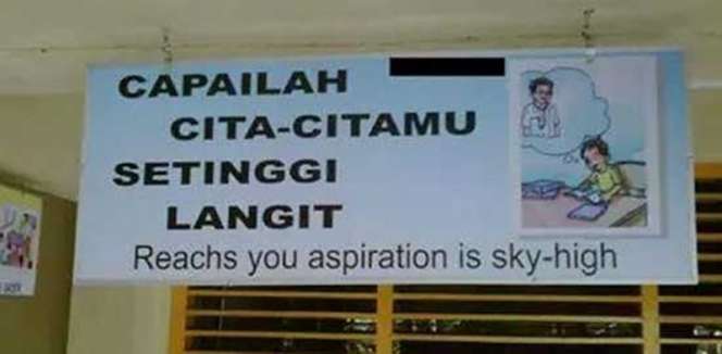 9 Papan Pengumuman Pakai Bahasa Inggris di Sekolah Ini Malah Bikin Bingung!