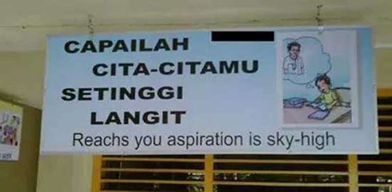 9 Papan Pengumuman Pakai Bahasa Inggris di Sekolah Ini Malah Bikin Bingung!