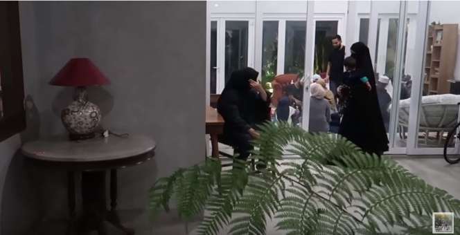10 Potret Rumah Mewah Dewi Sandra di Bali, Musala & Tempat Wudu Keren Banget!