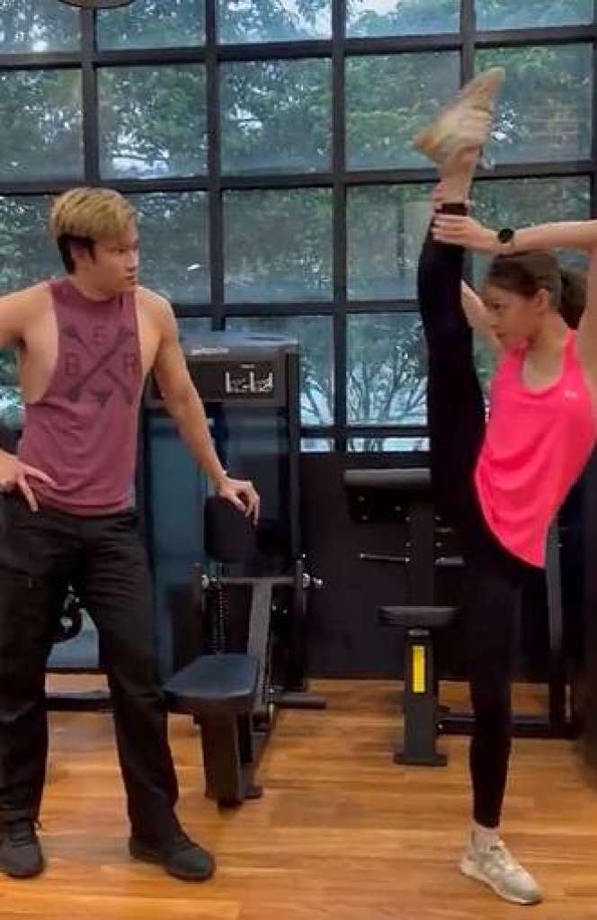 Potret Nada Tarina Putri Anak Angkat Deddy Corbuzier, Balerina Cantik Jadi Adik Baru Azka