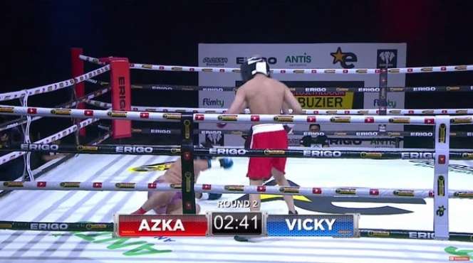 Momen Vicky Prasetyo Tersungkur Kena Tinju Azka Corbuzier, Bekas Kerokan Jadi Sorotan!