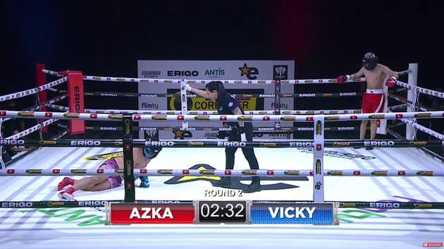 Momen Vicky Prasetyo Tersungkur Kena Tinju Azka Corbuzier, Bekas Kerokan Jadi Sorotan!