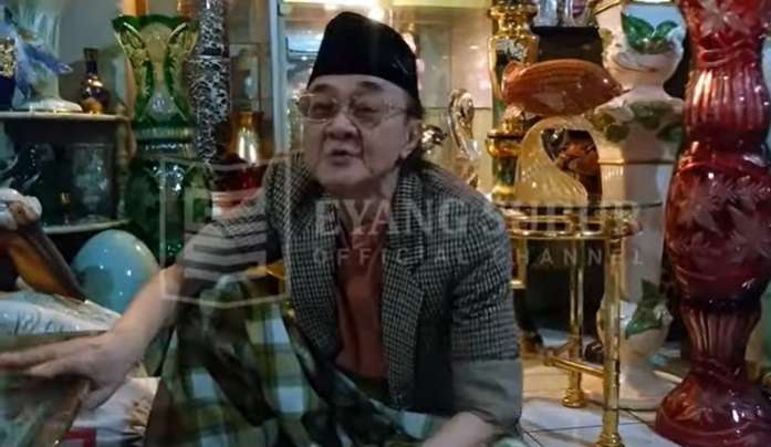 Masih Ingat Eyang Subur, Si Dukun yang Viral? Dulu Kaya Raya & Nikahi 25 Wanita, Nasibnya Kini Bikin Kaget