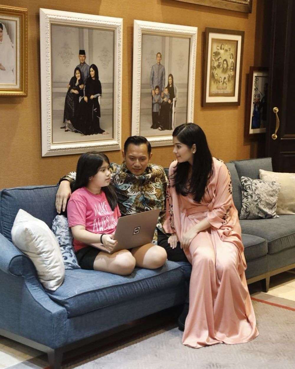10 Potret Rumah AHY & Annisa Pohan yang Mewah Bak Istana Kerajaan, Kamar Tidur Wow Banget!