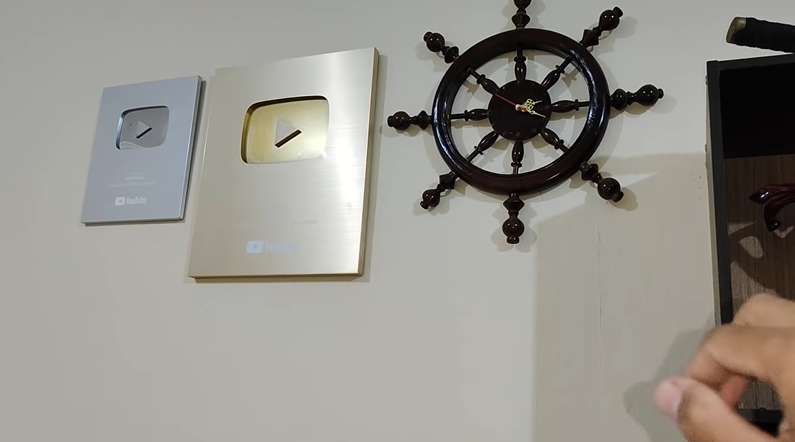 10 Potret Mewahnya Rumah Dede Inoen yang Tak Terekspos, Youtube Viral Pemakan ‘Raja Jin’