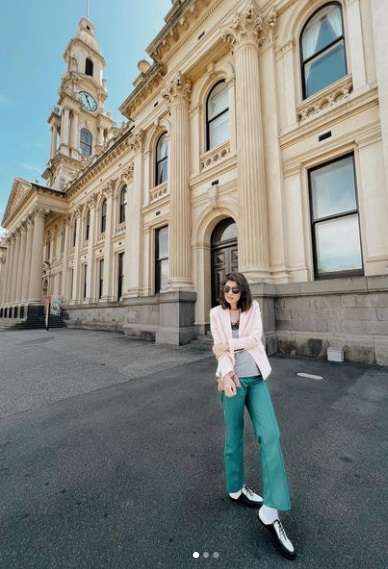 7 Potret Terbaru Carrisa Puteri, Rahasiakan Sosok Suami hingga Sempat Terjebak Di Australia!