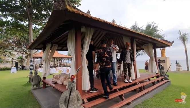 10 Potret Vila Mewah Milik Ketua MPR Bambang Soesatyo, Ada Singa Berkeliaran Bebas di Taman