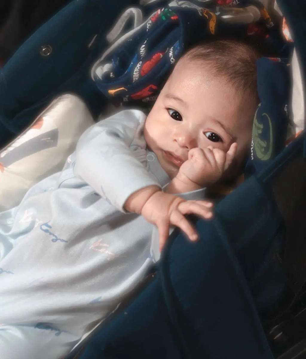 Potret Terbaru Baby Adzam, Punya Lesung Pipi Mirip Nathalie Holscher