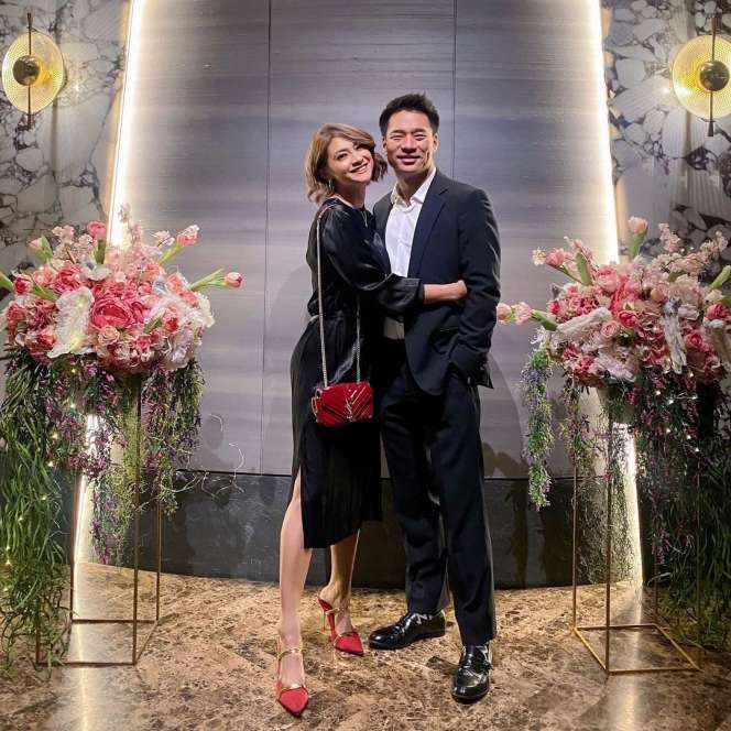 Artis Tanah Air Dipersunting Bule, Ada yang Langgeng Bertahun-tahun Tanpa Gosip Miring