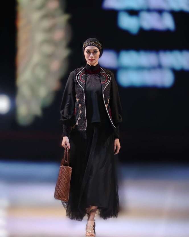 7 Potret Danisa Khairiyah Mantan Istri Tengku Tezi, Kini Tampil Berhijab!