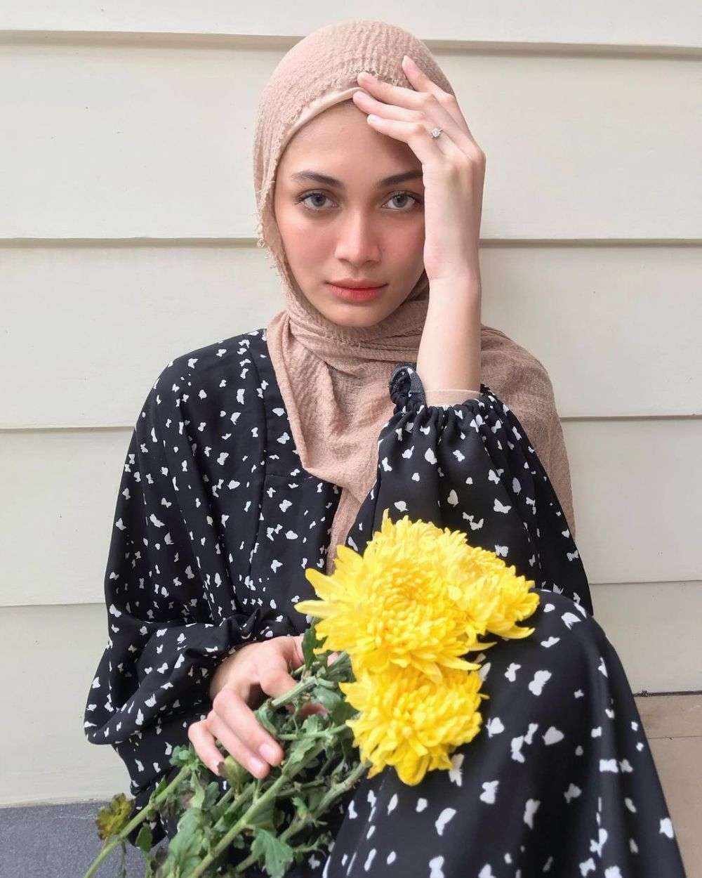 7 Potret Danisa Khairiyah Mantan Istri Tengku Tezi, Kini Tampil Berhijab!