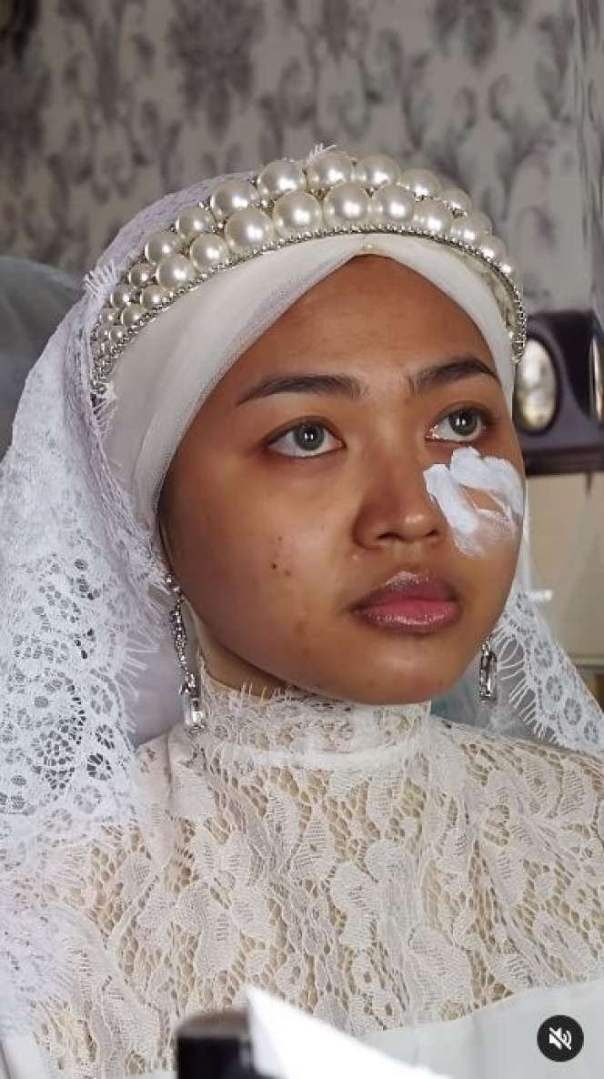 8 Transformasi Makeup Pengantin, Awalnya Nangis Saat Dirias, Hasilnya Malah Mirip Aurel Hermansyah