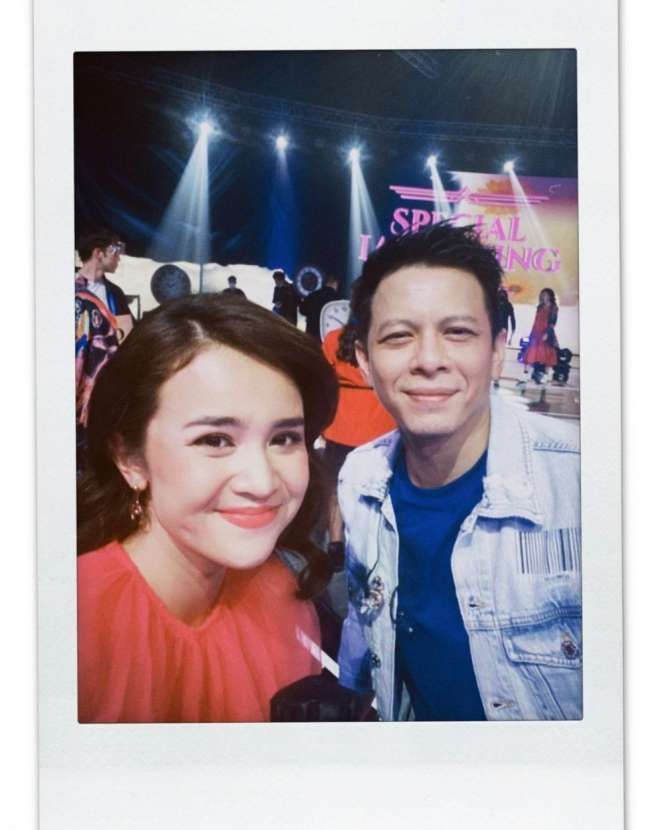 Momen 8 Seleb Ketemu Ariel Noah, Celine Evangelista Sampai Naik ke Atas Panggung!