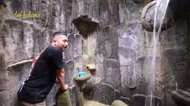 10 Potret Rumah Mewah Haji Asari, Bak Hutan di Tengah Kota, Ada Pohon Usia 15 Juta Tahun