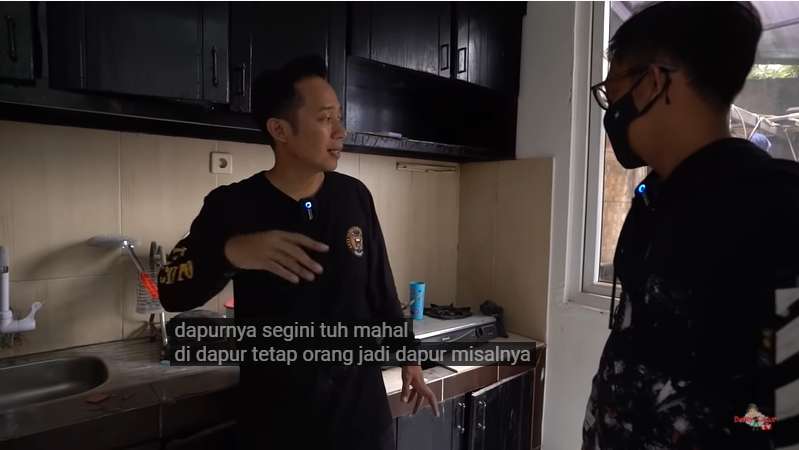 10 Potret Penampakan Calon ‘Pabrik Duit’ Denny Cagur, Super Mewah, Kamar Mandi Masih Jadul!