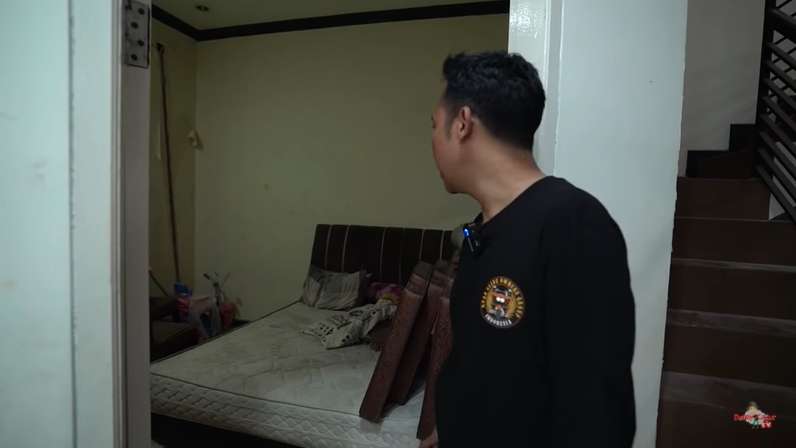 10 Potret Penampakan Calon ‘Pabrik Duit’ Denny Cagur, Super Mewah, Kamar Mandi Masih Jadul!