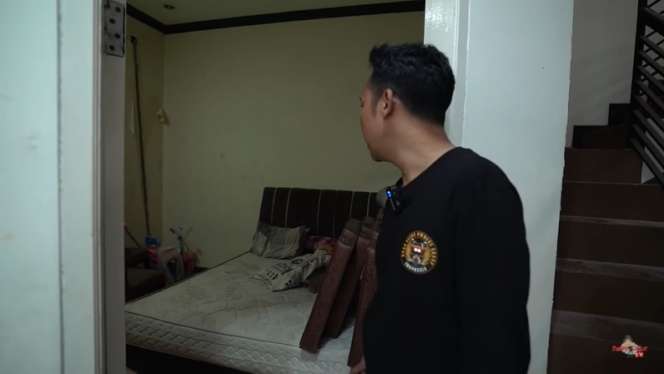 10 Potret Penampakan Calon ‘Pabrik Duit’ Denny Cagur, Super Mewah, Kamar Mandi Masih Jadul!