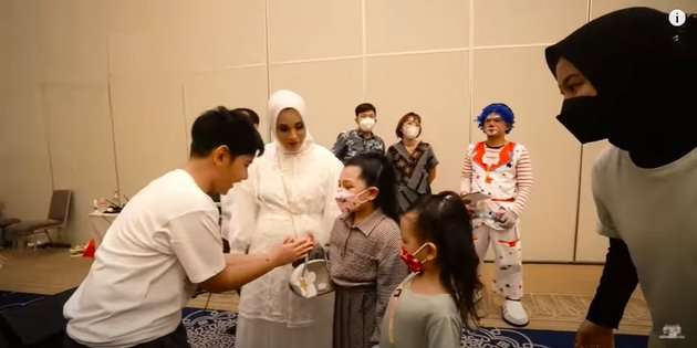 Perdana Pertemuan King Faaz dan Arsy Hermansyah, Tatapan King Faaz Bikin Meleleh Hati Arsy!