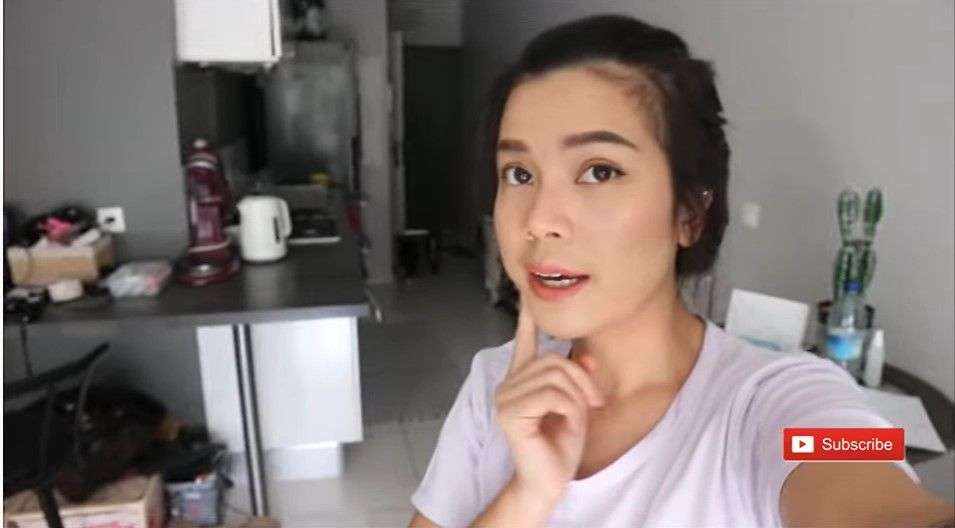 10 Potret Rumah Sinta 'Keong Racun' di Prancis, Kondisinya Tak Terduga!