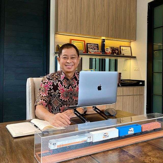 8 Potret Rumah Mantan Menteri Ignasius Jonan, Dulu Bangun Kereta Api Kini Pilih Bercocok Tanam!
